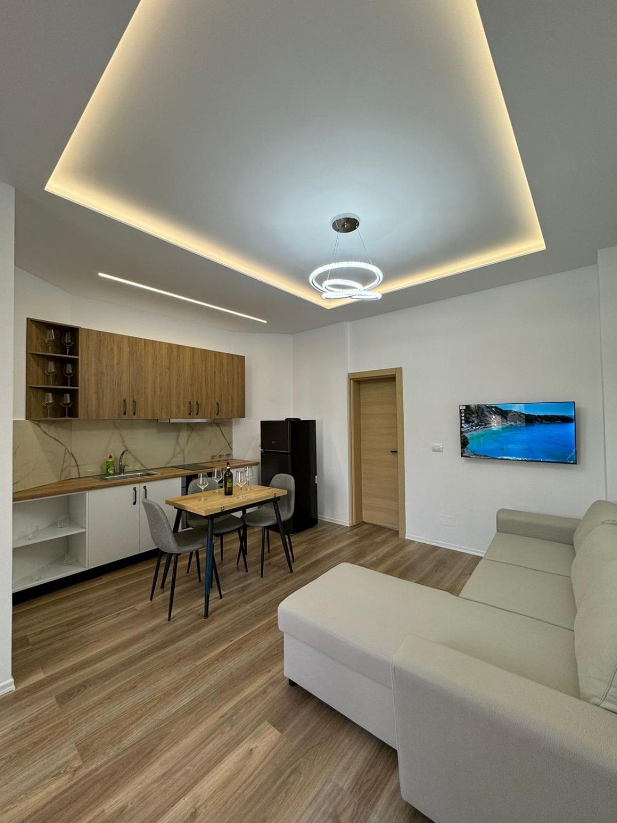 Vila Golden Sand Ksamil Bagian luar foto