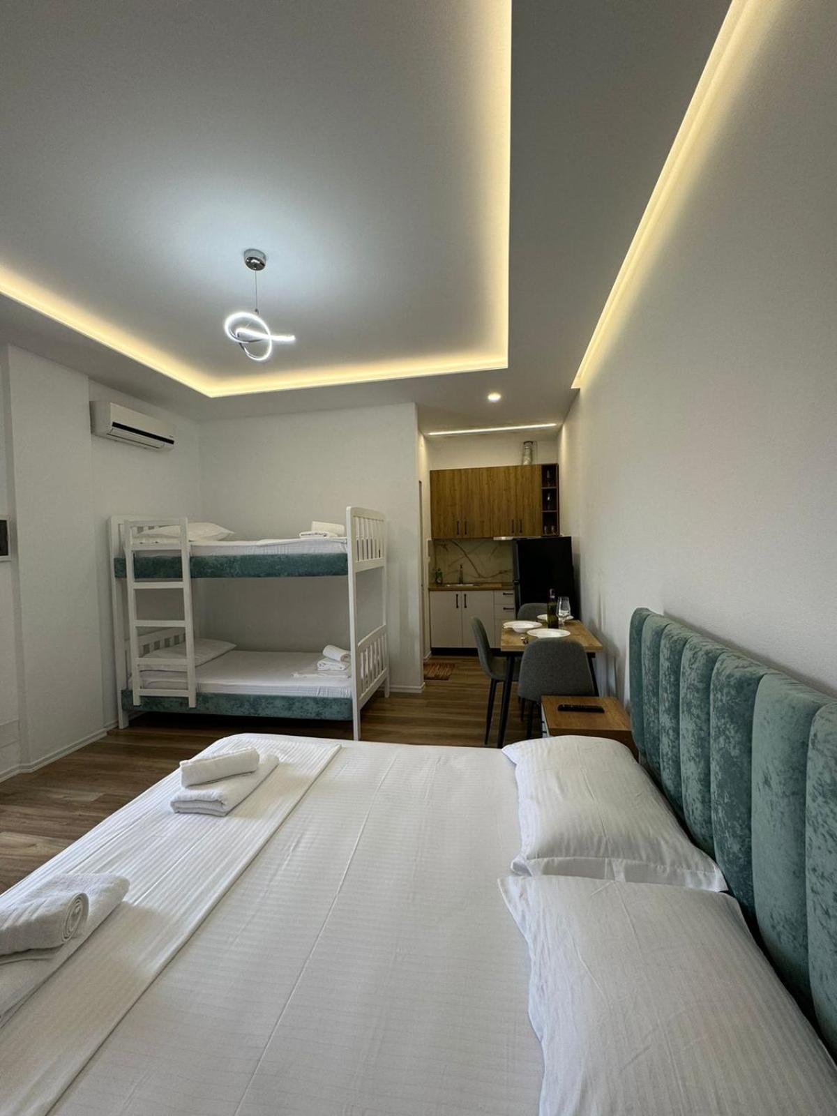 Vila Golden Sand Ksamil Bagian luar foto