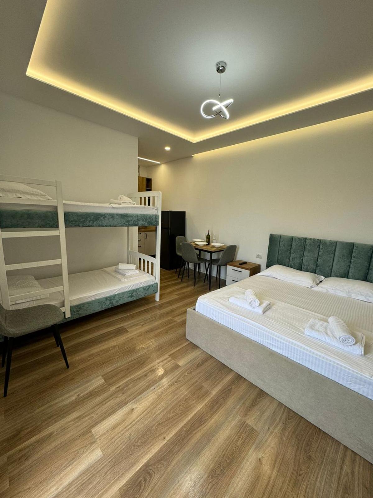 Vila Golden Sand Ksamil Bagian luar foto